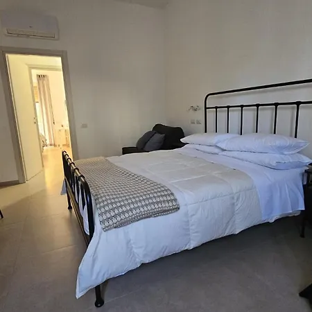 Bed & Breakfast Peter Pan Salerno